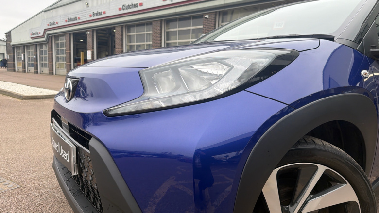 Toyota Aygo X 1.0 VVT-i Edge 5dr Petrol Hatchback